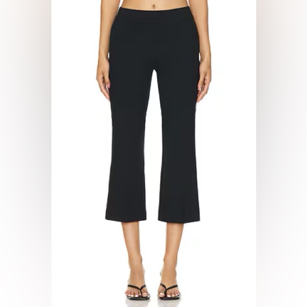 New SPANX The Perfect Pant Kick Flare Petite Classic Black NWT Women’s Medium